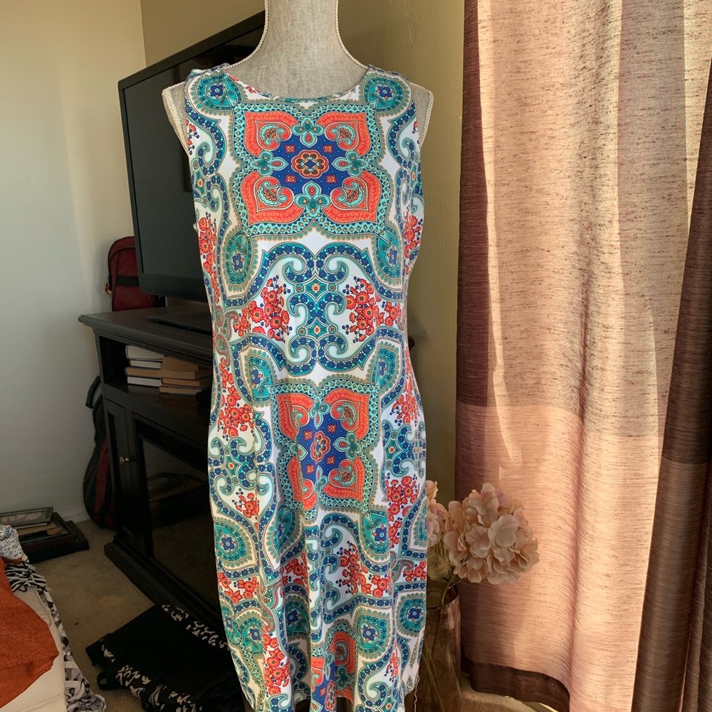 Sleeveless dress